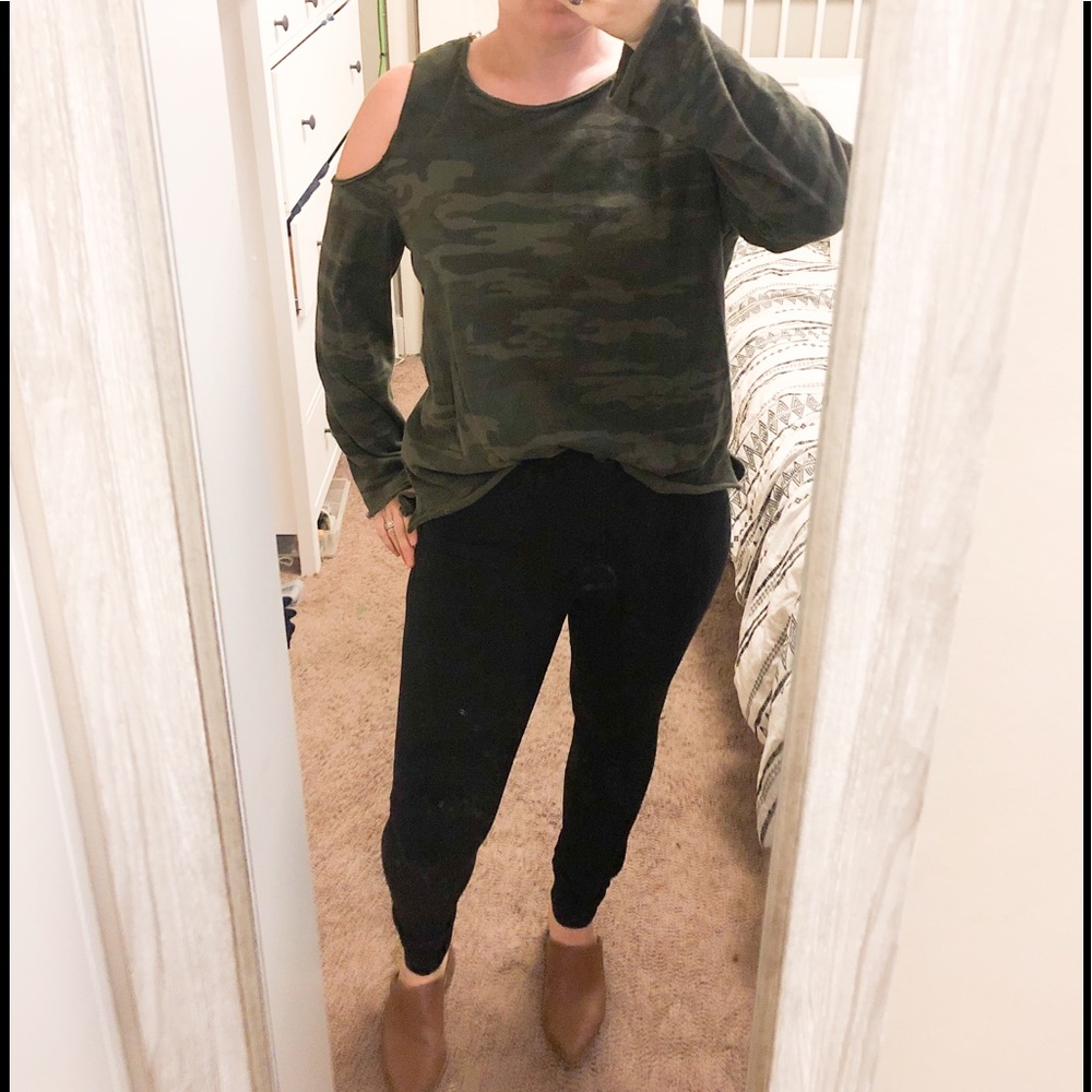 Sanctuary Camo cold shoulder sweater